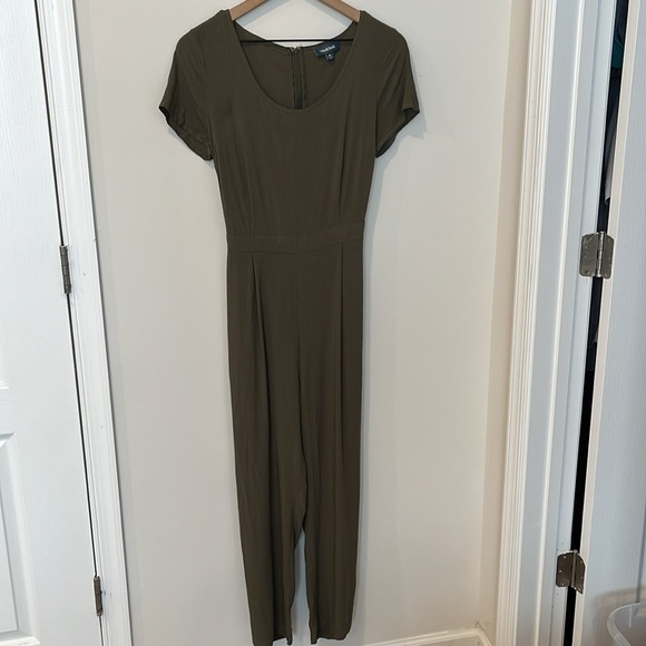 ModCloth Bay Area Believer Jumpsuit Size M - Picture 4 of 8